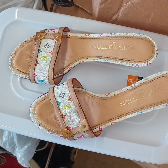 Louis Vuitton 6.5 - Picture 1 of 2